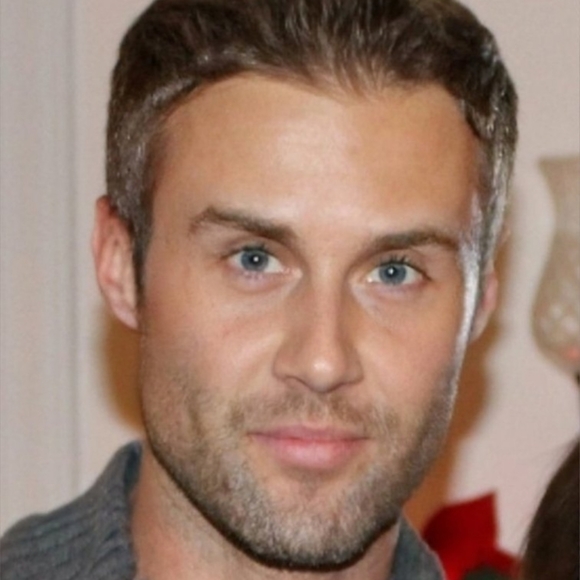 Meet your Posher, Christopher - Picture 3 of 3